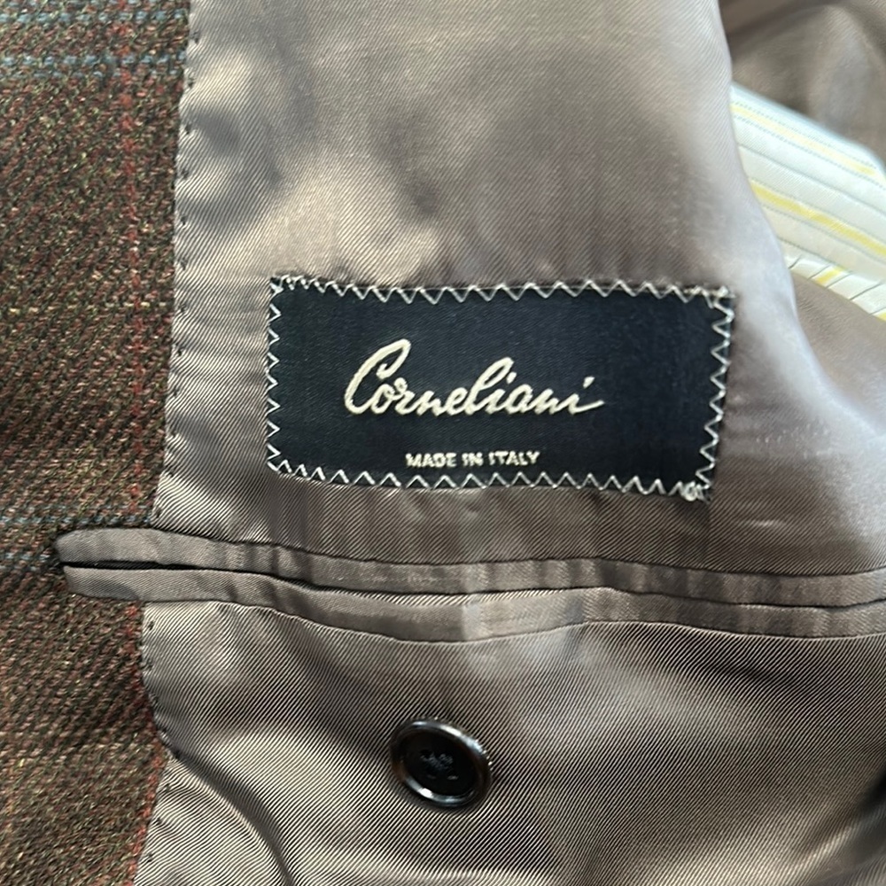 Corneliani Brown Sport Coat with Notched Lapel and Structured Shoulders Size 48L - Picture 14 of 15